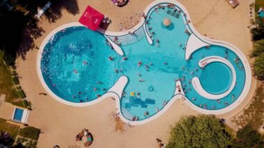 Lázně Pápa, Várkertfürdő - 10