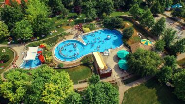 Lipót Gyógy- és Élményfürdő - 02