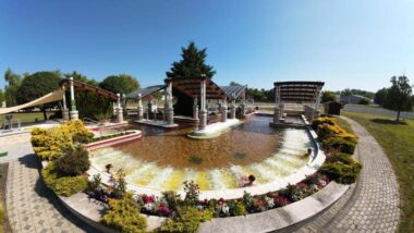 Tiszaújváros - úszómedencék